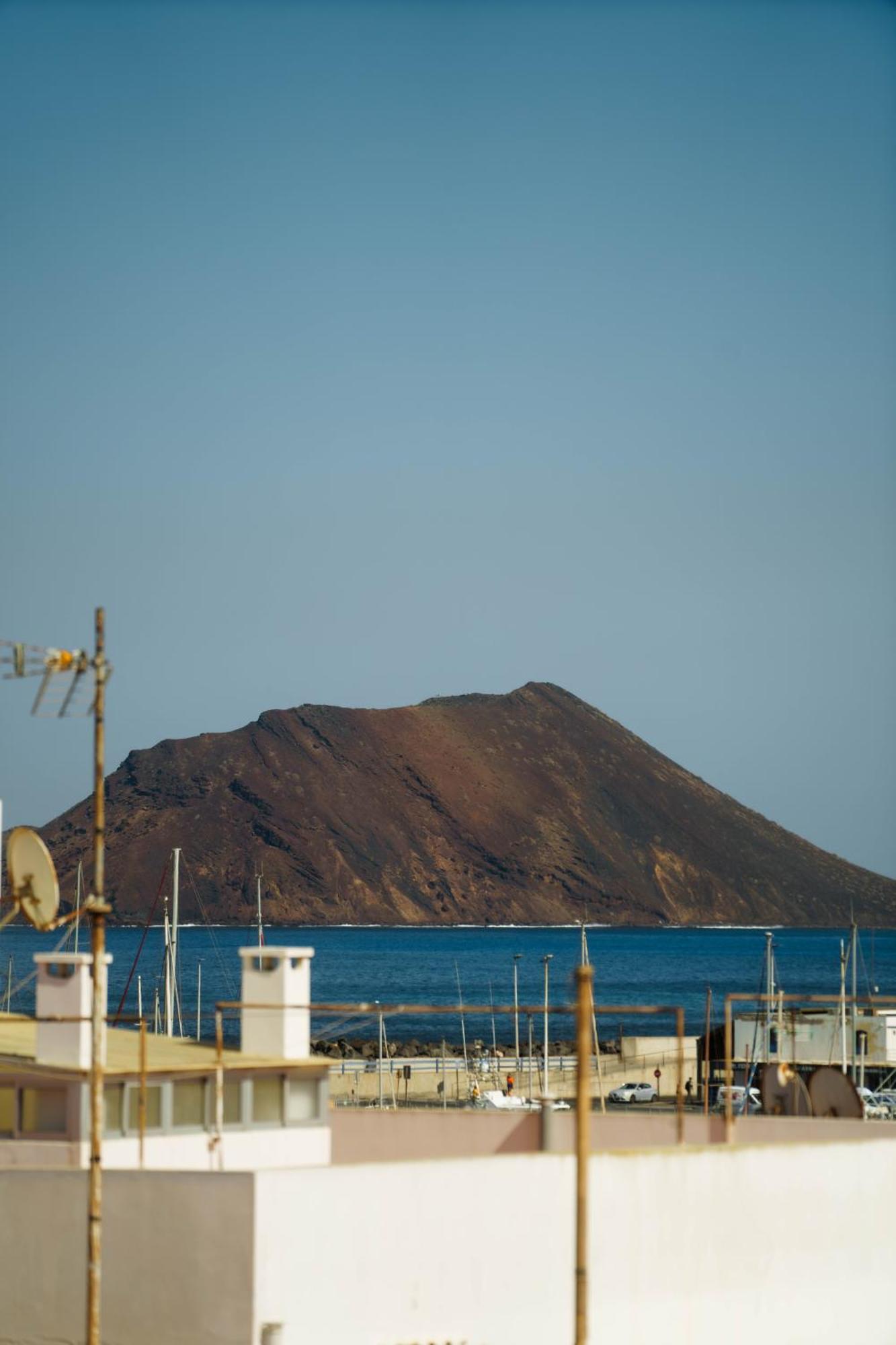 Golden Suite Plaza Corralejo Exterior photo